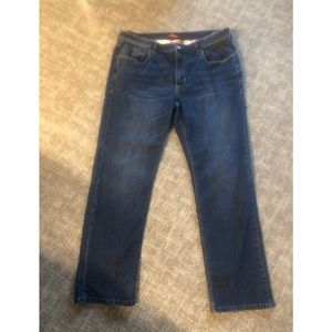 Tommy Bahama mens 38x32 jeans. Sand drifter style